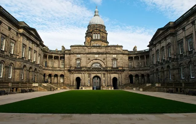  爱丁堡大学：全球前15，英国高校前10！